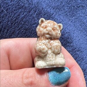 Vintage Collectable Wade Whimsies Bear Cub Figurine American Series 1